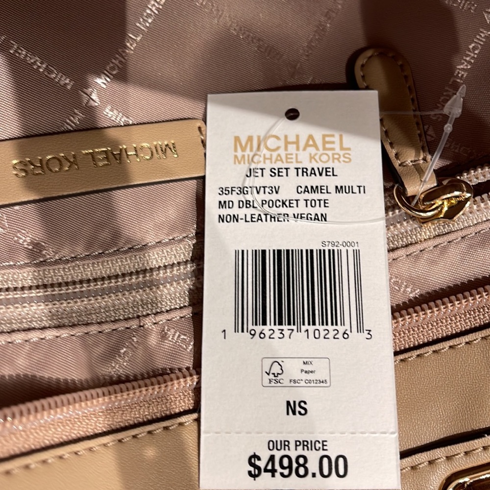 MICHAEL KORS JET SET TRAVEL MEDIUM DOUBLE POCKET TOTE NON-LEATHER VEGAN 
CAMEL - Picture 11 of 16